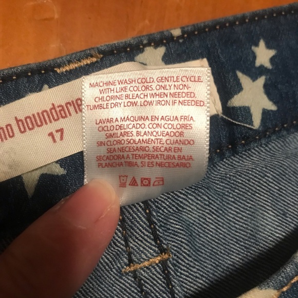No Boundaries denim jean blue shorts with white stars size 17 - Picture 6 of 8